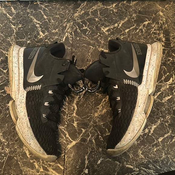 Nike LeBron Witness 5 - Picture 6 of 8